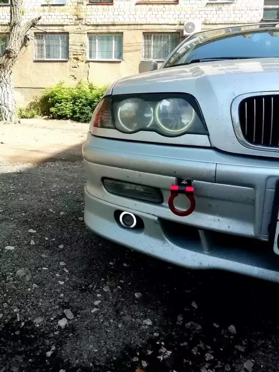 Буксировочный крюк Bmw